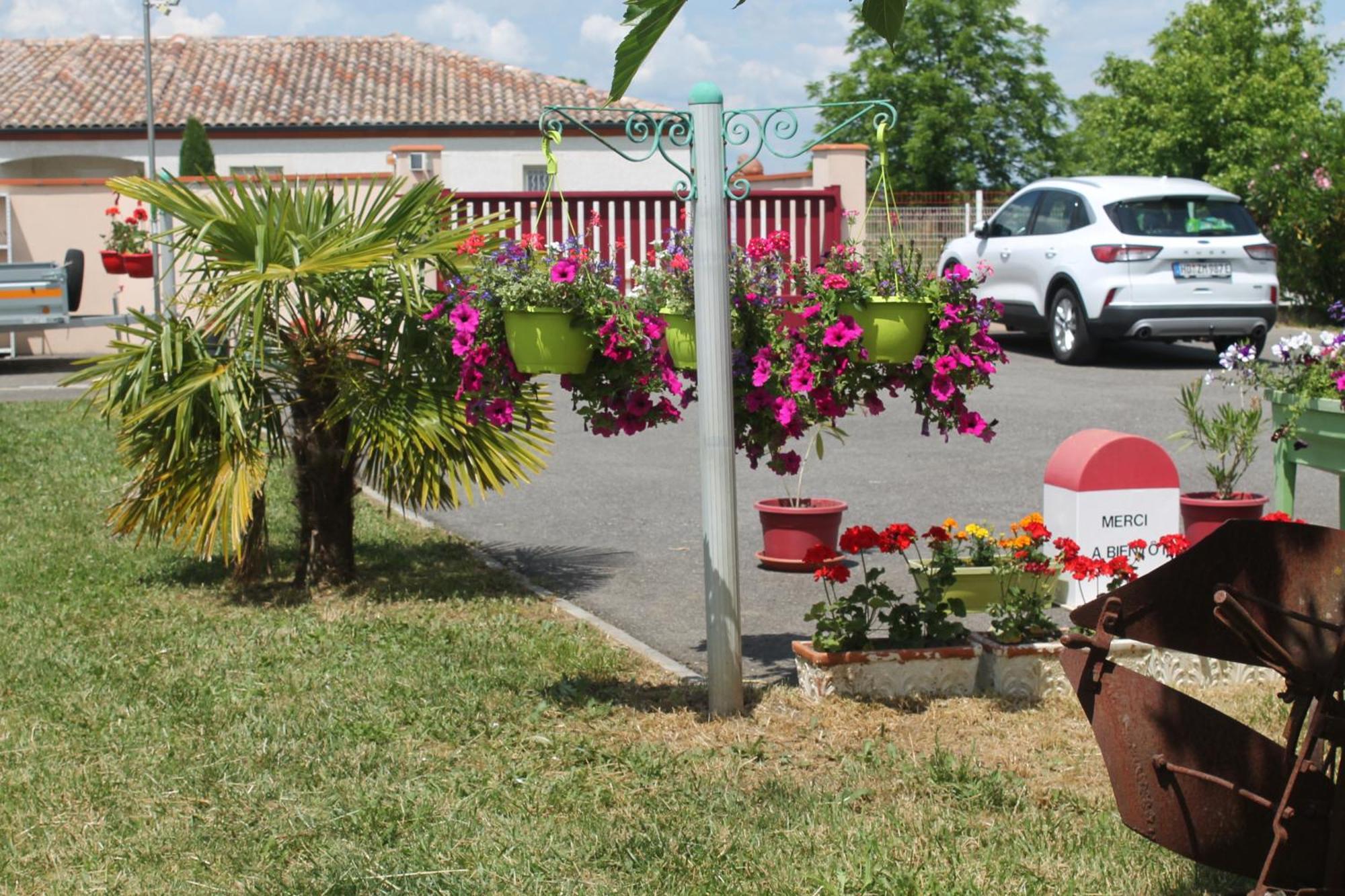 B&B La Garona Saint-Nicolas-de-la-Grave エクステリア 写真